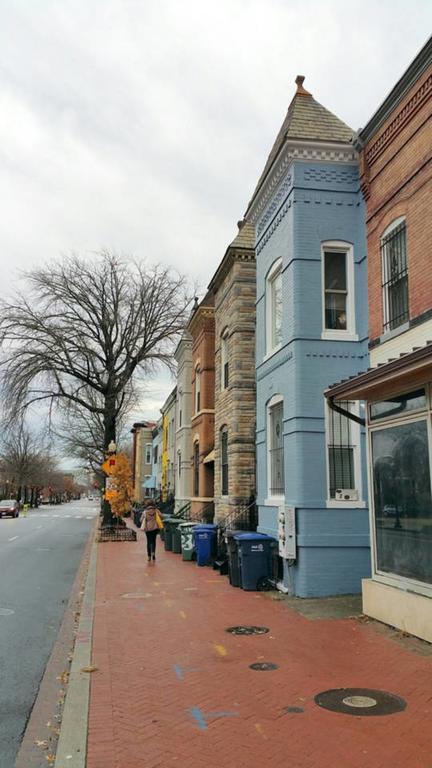 2-Bedroom Apartment In Dc Washington Exterior photo